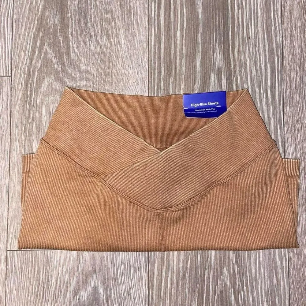 Workout Biker shorts Size Small 
Retail Price: $24 - Picture 5 of 6